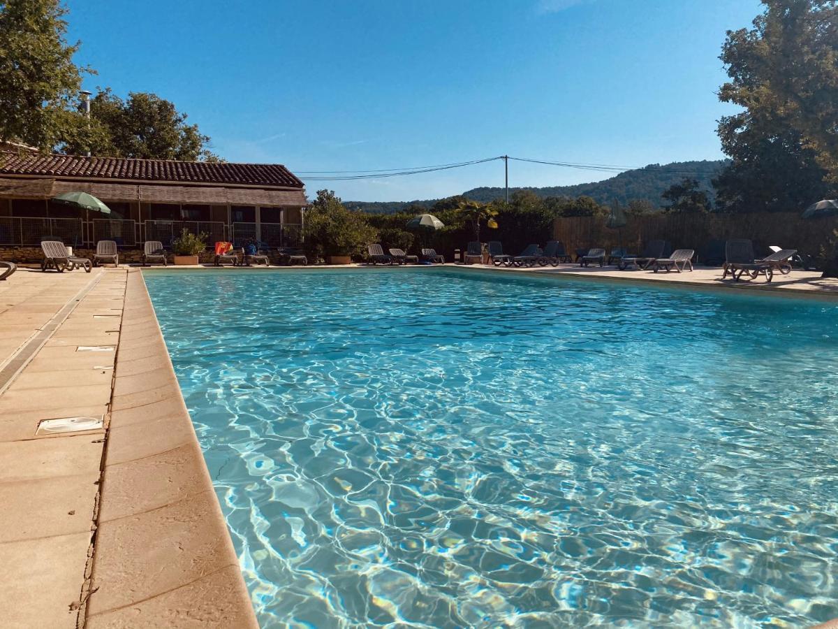 Domaine Les Chênes Blancs Hotel Saint-Saturnin-d'Apt Exterior foto